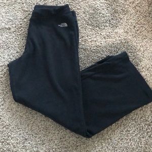 Women’s North Face fleece lounge pants